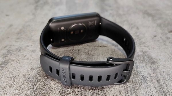 Смарт часы HUAWEI Band 7: что интересного, стоит ли их покупать?